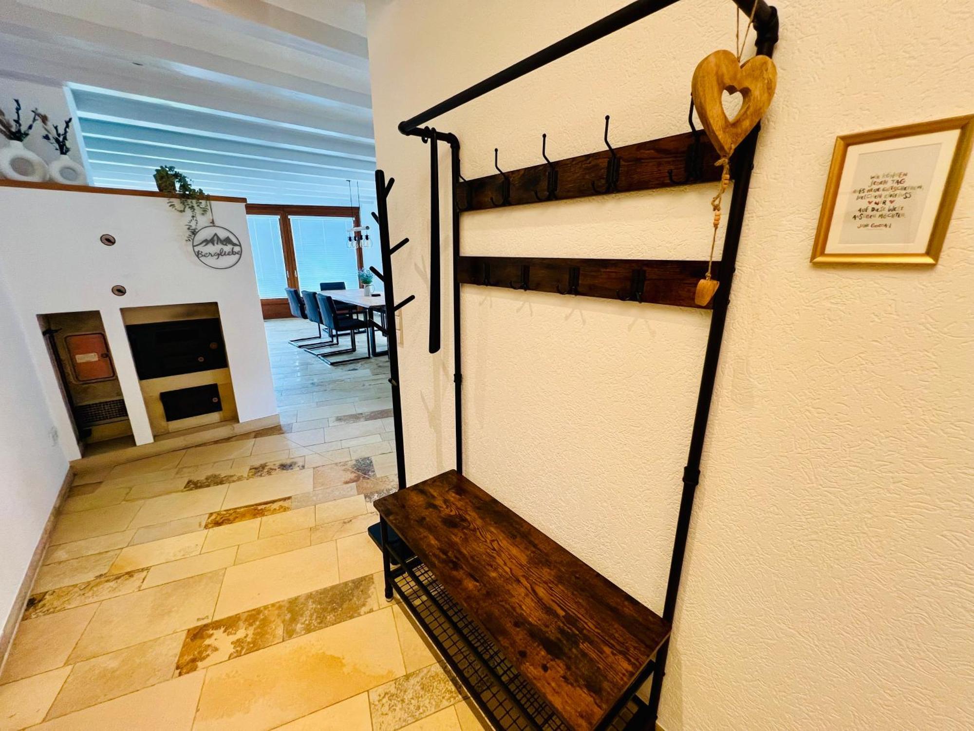 Appartamento Panoramablick Mit Privatparkplatz, 2 Balkone Und 1,5 Baeder Titisee-Neustadt Esterno foto
