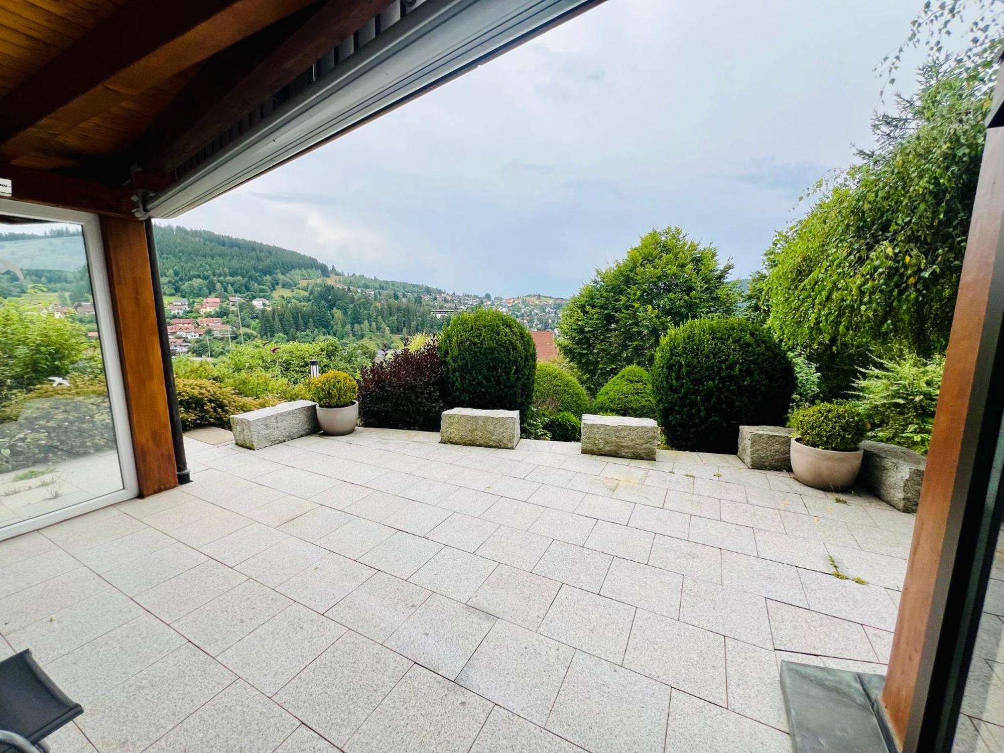 Appartamento Panoramablick Mit Privatparkplatz, 2 Balkone Und 1,5 Baeder Titisee-Neustadt Esterno foto