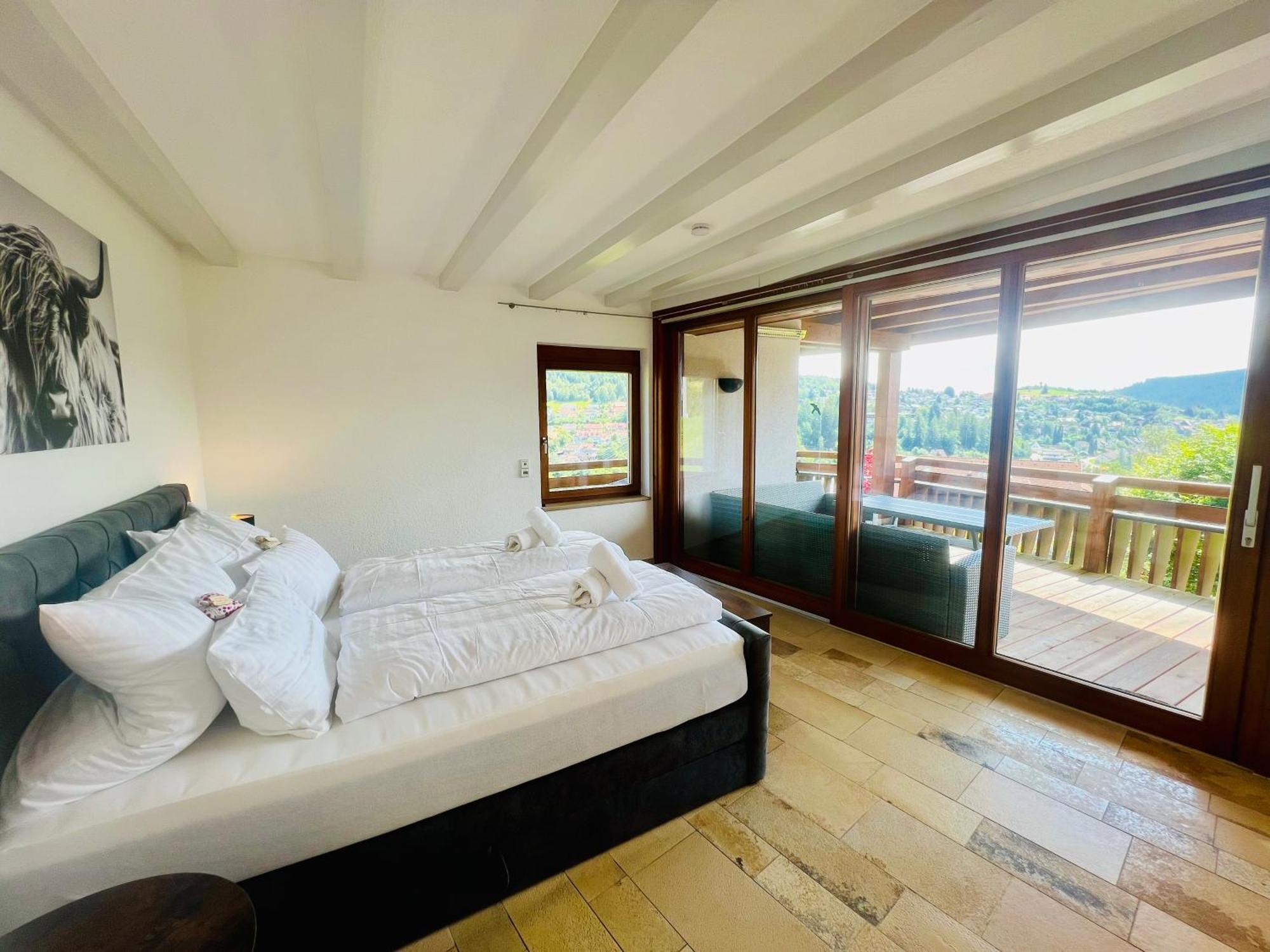 Appartamento Panoramablick Mit Privatparkplatz, 2 Balkone Und 1,5 Baeder Titisee-Neustadt Esterno foto