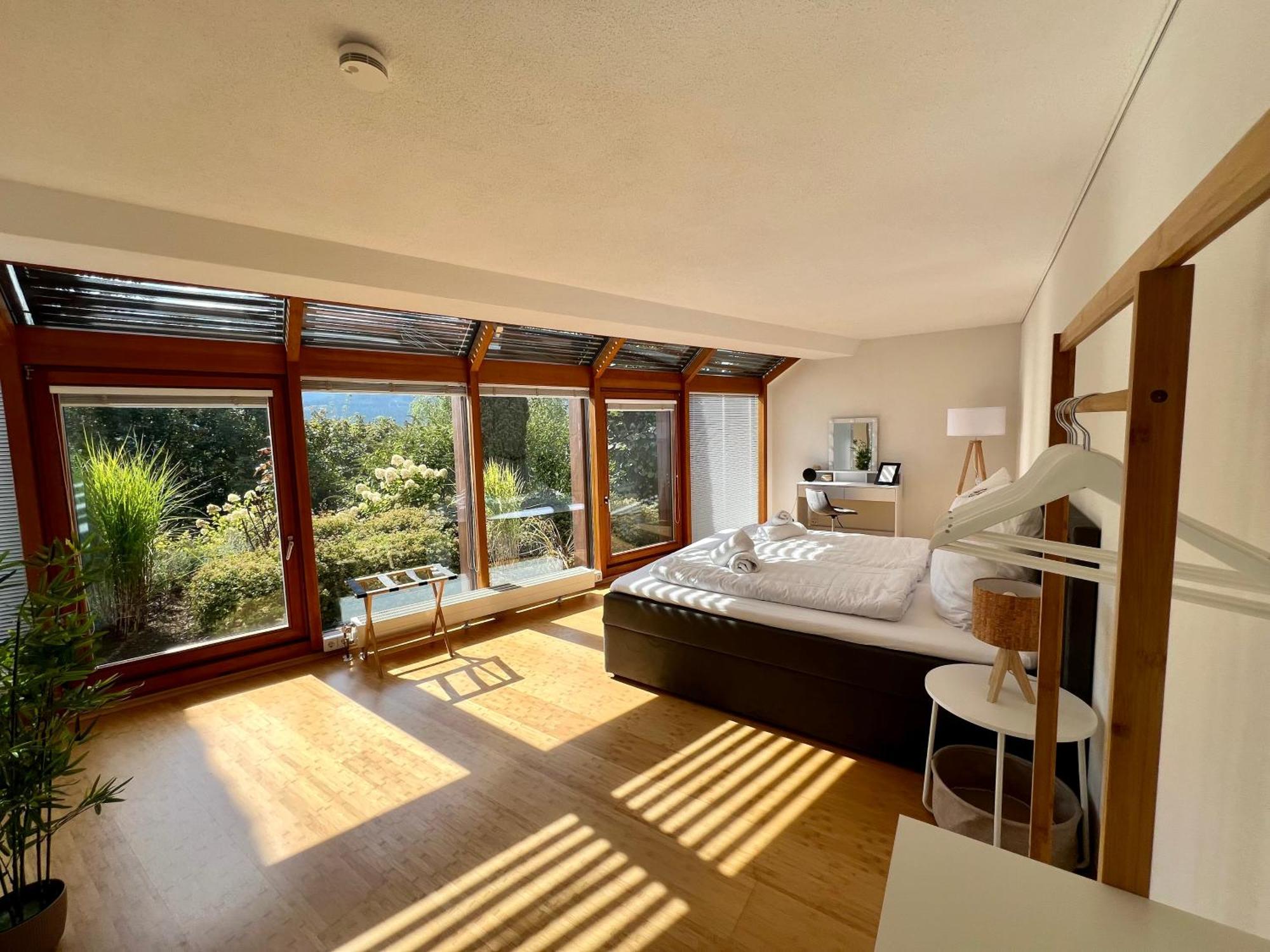 Appartamento Panoramablick Mit Privatparkplatz, 2 Balkone Und 1,5 Baeder Titisee-Neustadt Esterno foto