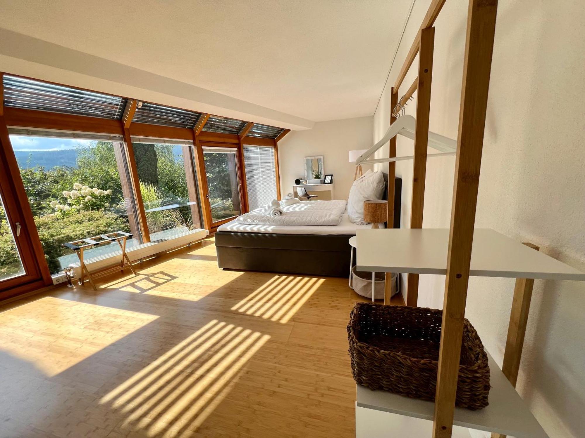 Appartamento Panoramablick Mit Privatparkplatz, 2 Balkone Und 1,5 Baeder Titisee-Neustadt Esterno foto
